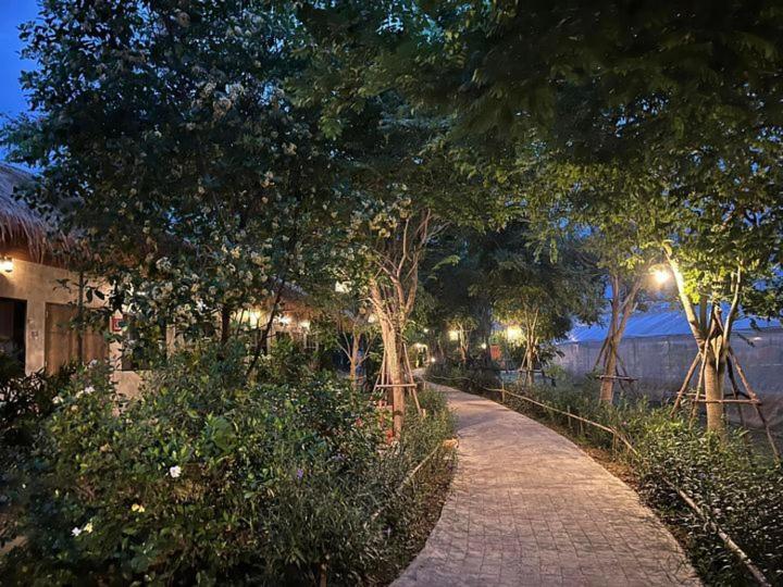 Naga Tara Boutique Resort Phayao Bagian luar foto