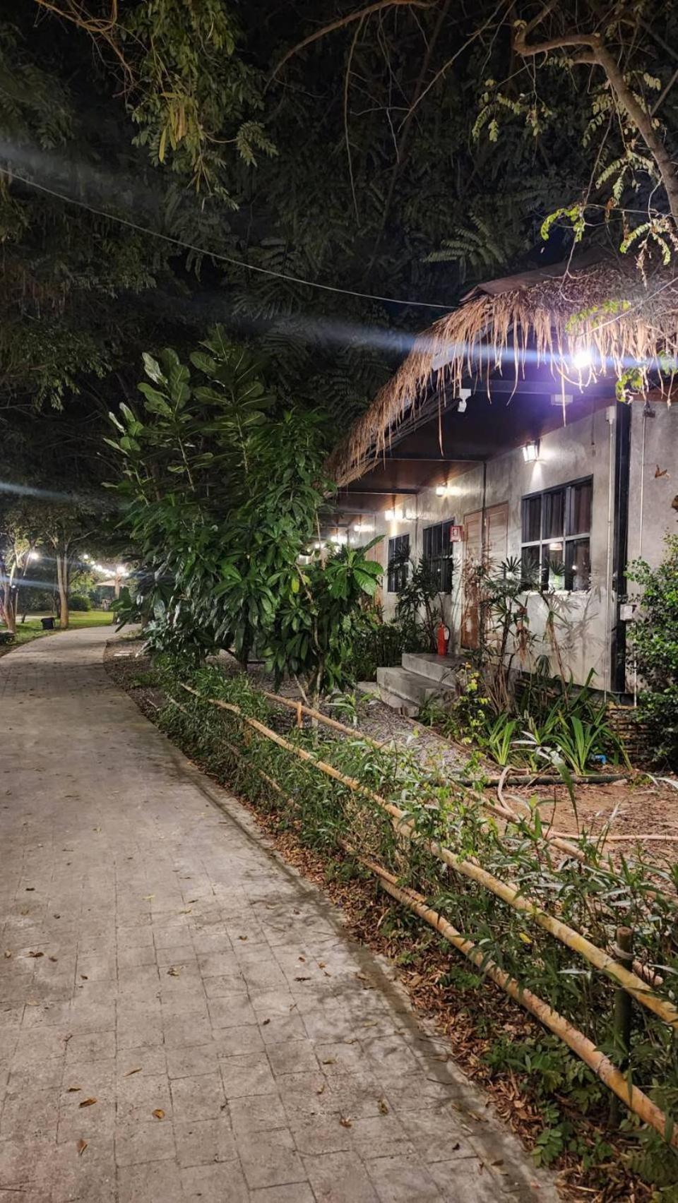 Naga Tara Boutique Resort Phayao Bagian luar foto