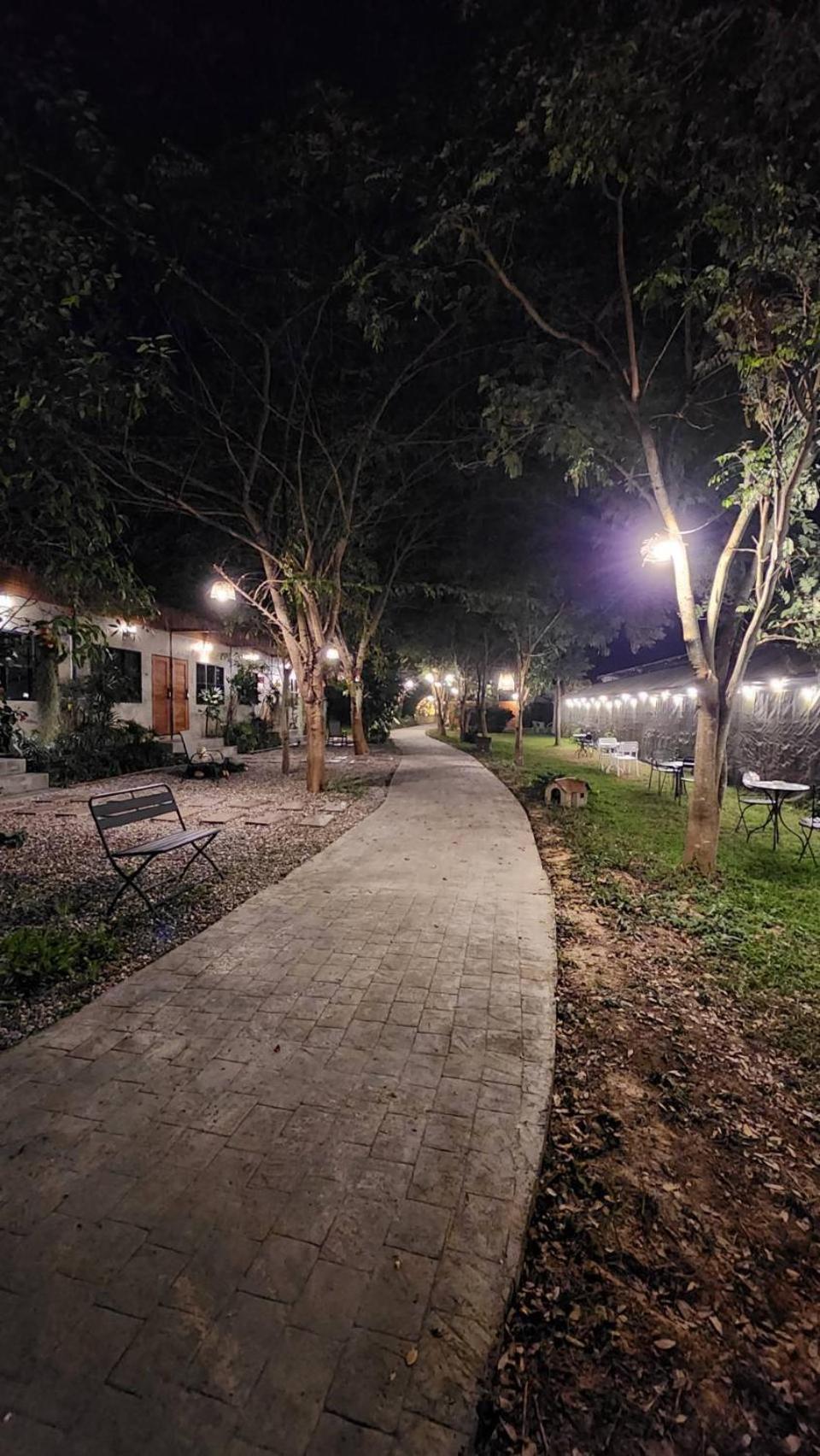 Naga Tara Boutique Resort Phayao Bagian luar foto